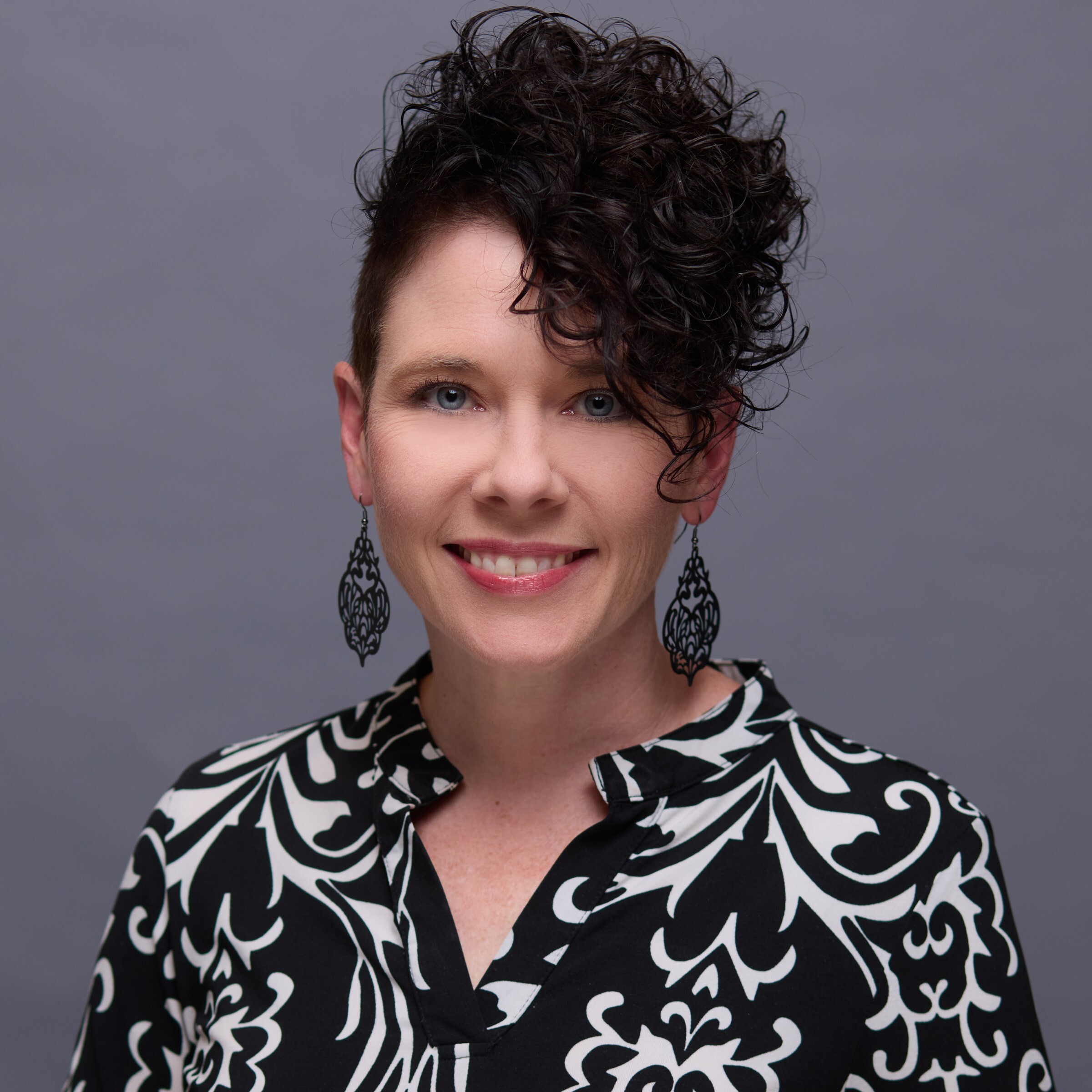 Raegon Barnes Headshot