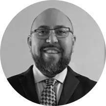 Miguel Sampo headshot