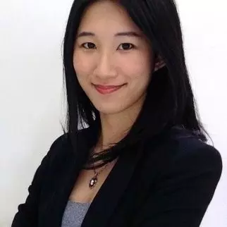Nana Lee Headshot