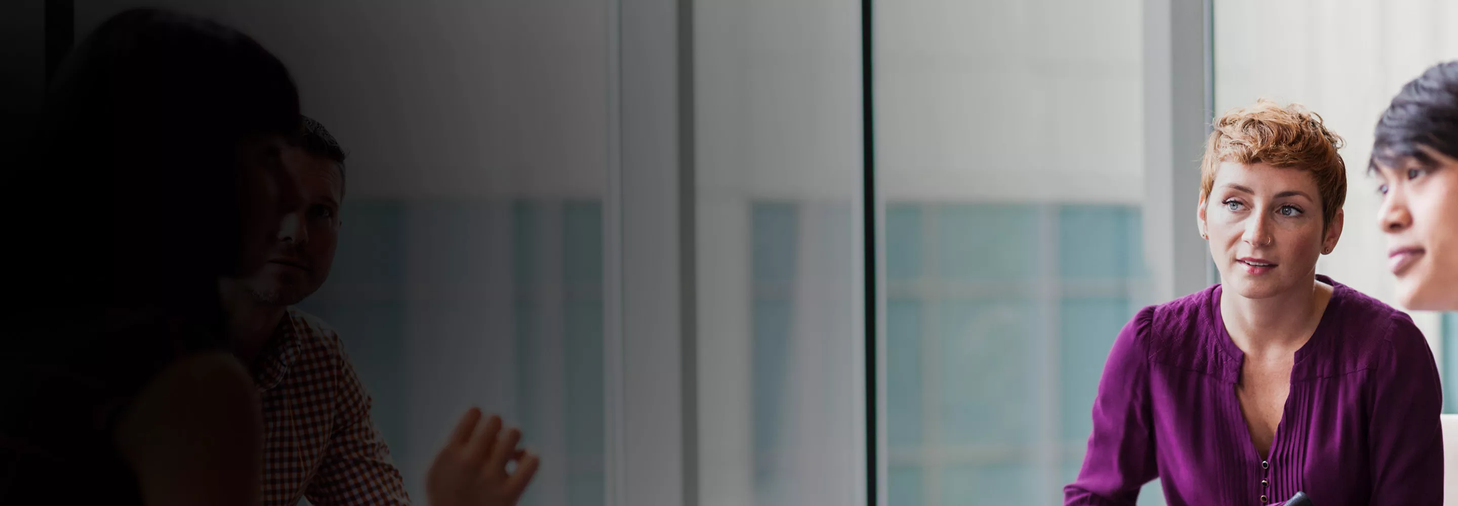 Retail FI EMOB header