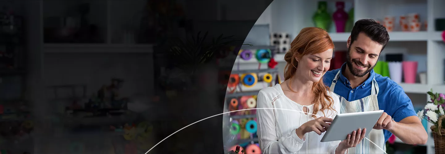 two business owners using retail analytics