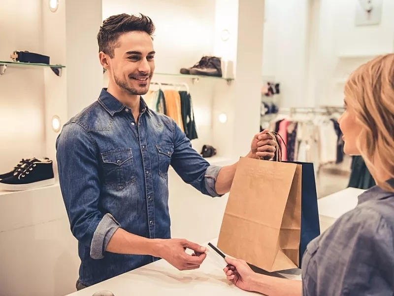 Compendium Navigating Brick-and-Mortar Retail